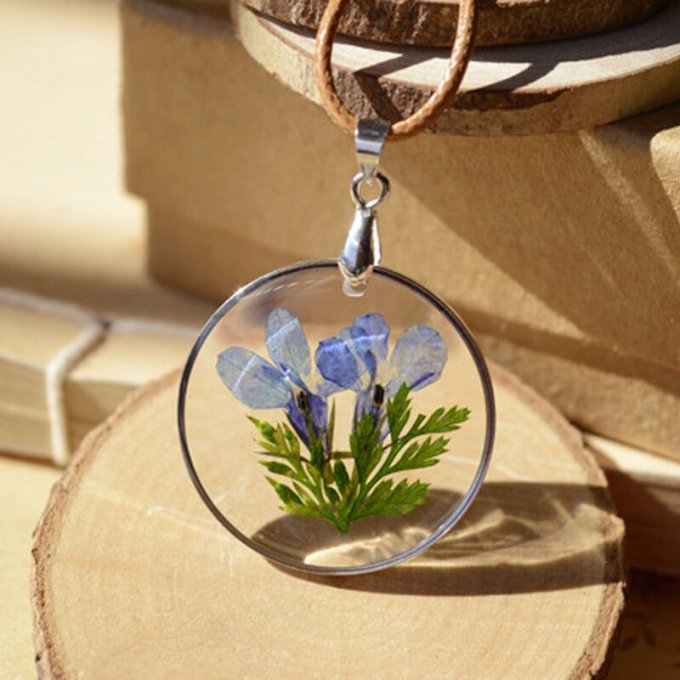 collier pendentif fleurs séchées